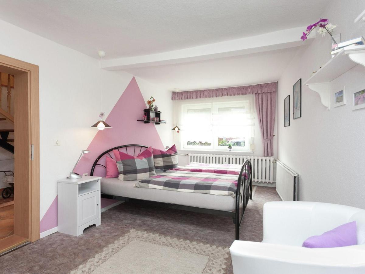 Apartment In Thuringian Forest With Garden Oberweißbach Exteriör bild